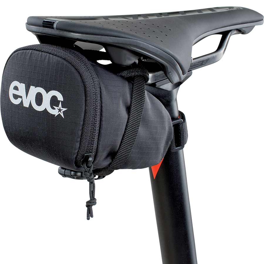Seat Bag M, Seat Bag, 0.7L, Black