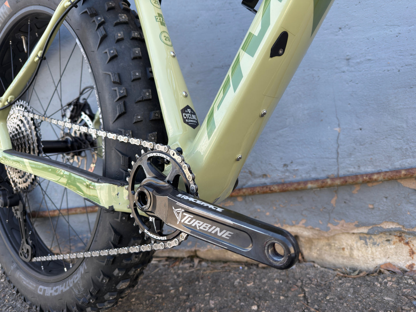 Used Pivot LES Fat Carbon 27.5" Fat PRO XT, Carbon Rigid Fork